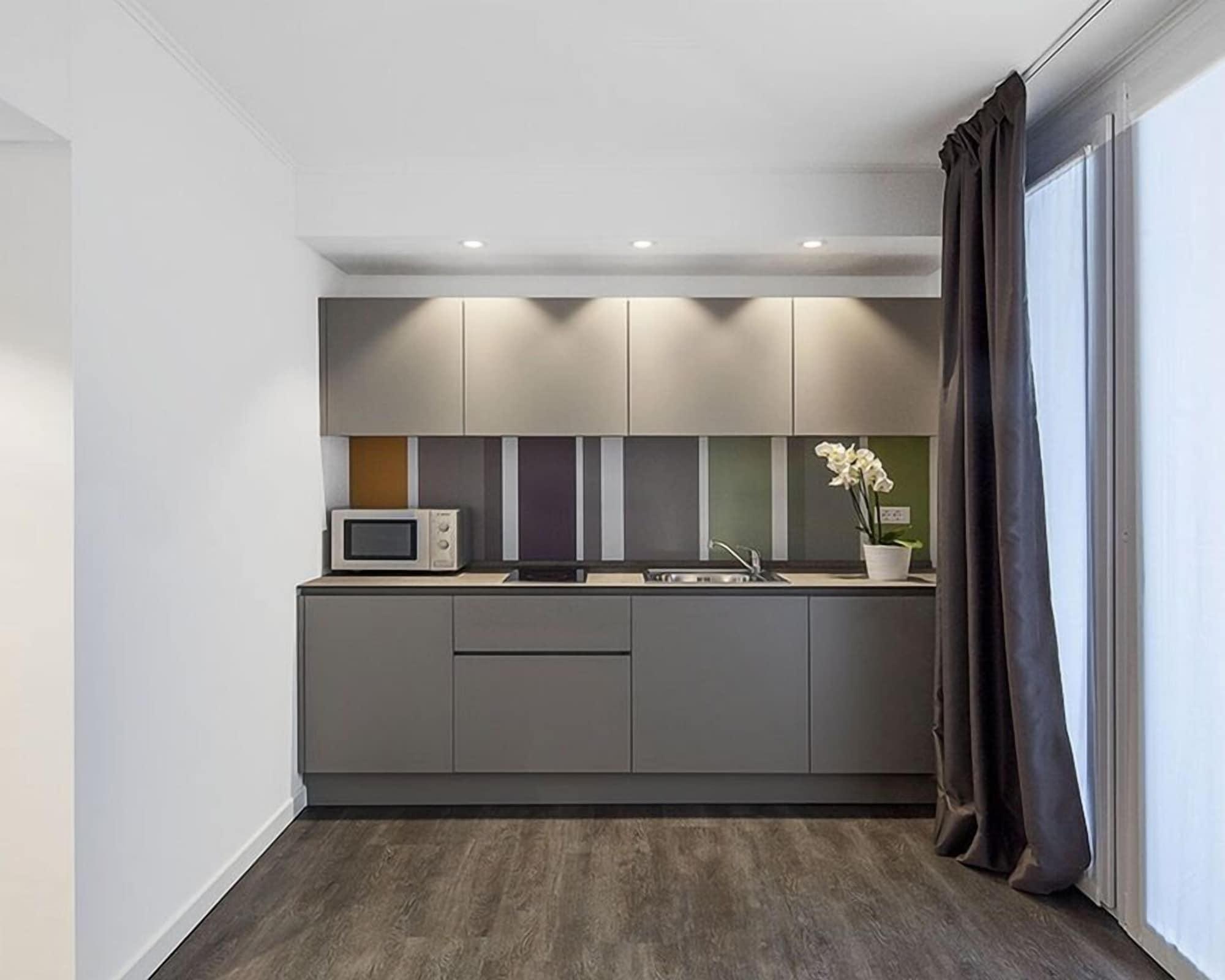 & Urban Padel Aparthotel Mailand